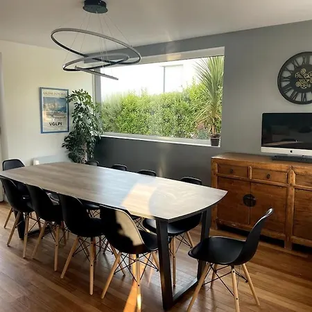 Maison Vue Sur Rade וילה